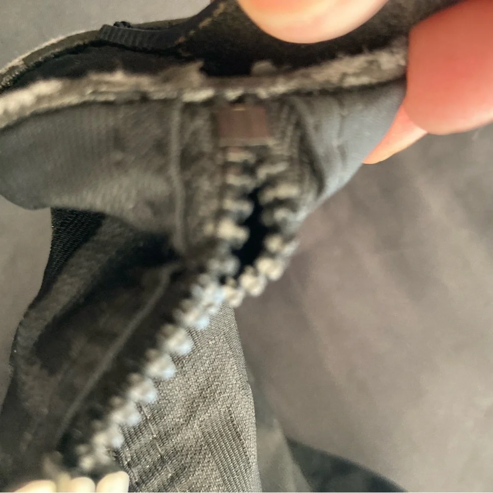 Authentic Mini Fendi Purse - Picture 7 of 14